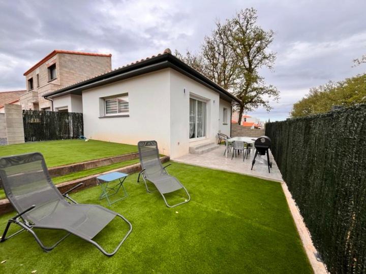 L'Eden Des Aspres Villa Thuir Exterior photo